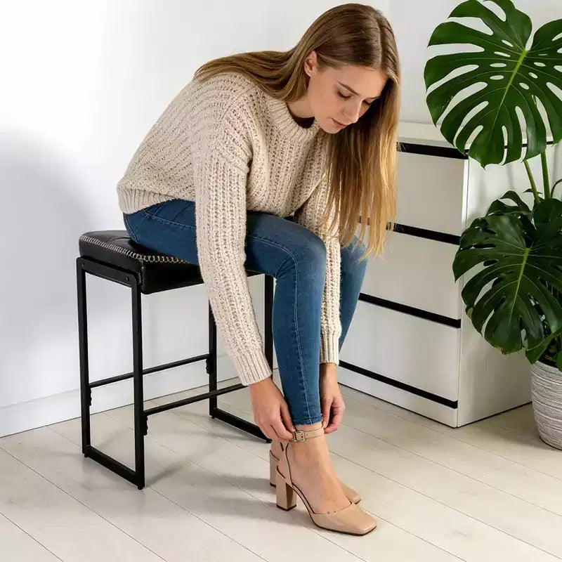 Tabouret de bar selle, hauteur de comptoir de 66 cm avec siège incurvé en cuir ciré, design moderne du milieu du siècle pour îlot de cuisine, salle à manger ou café, noir
