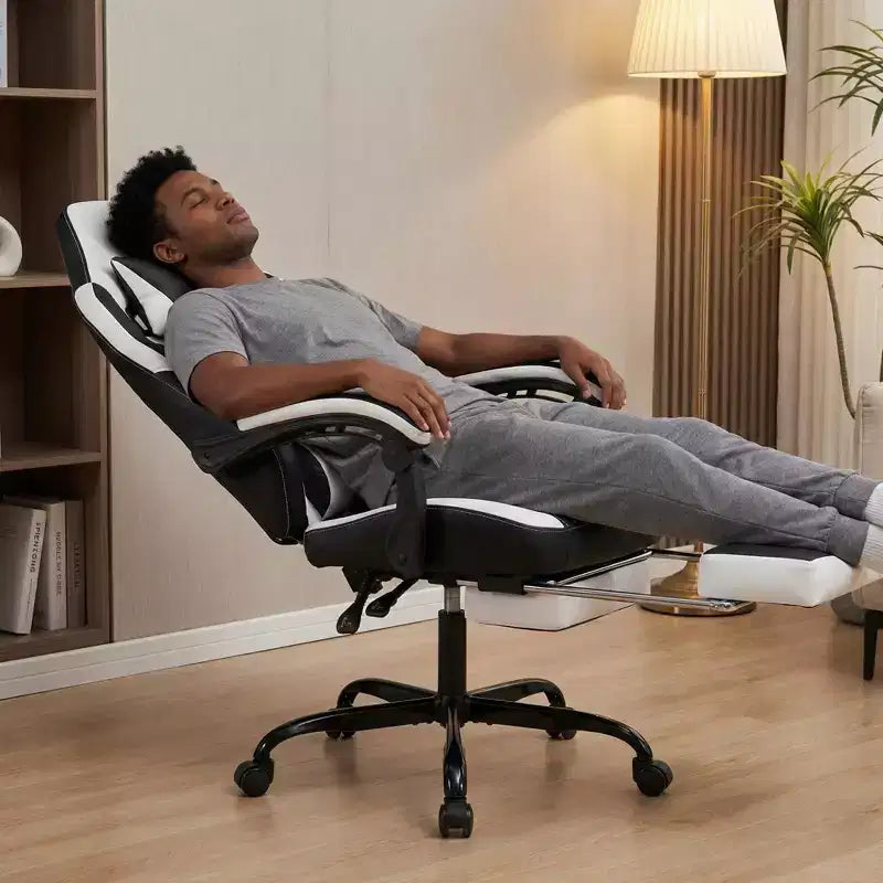 Chaise de Gamer LauKingdom avec Repose-pieds, Fauteuil de Jeu Ergonomique à Dossier Haut, Appui-tête et Soutien Lombaire Réglables, Style Course en Cuir PU pour Bureau et Maison