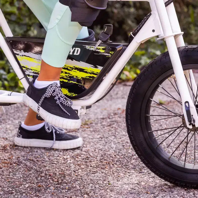 Vélo électrique pour enfants Droyd Kids' Blipper 16 Step Over