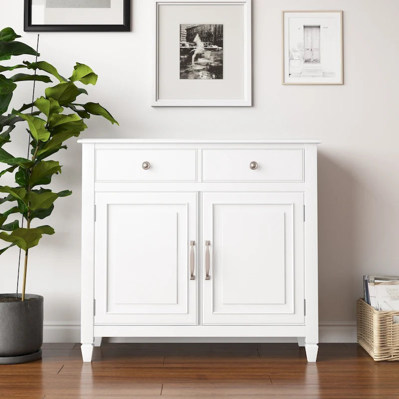 WYNDENHALL Hampshire Armoire de rangement traditionnelle en bois massif de 40 po de largeur pour entrée - 40 larg. x 15 prof. x 36 haut.