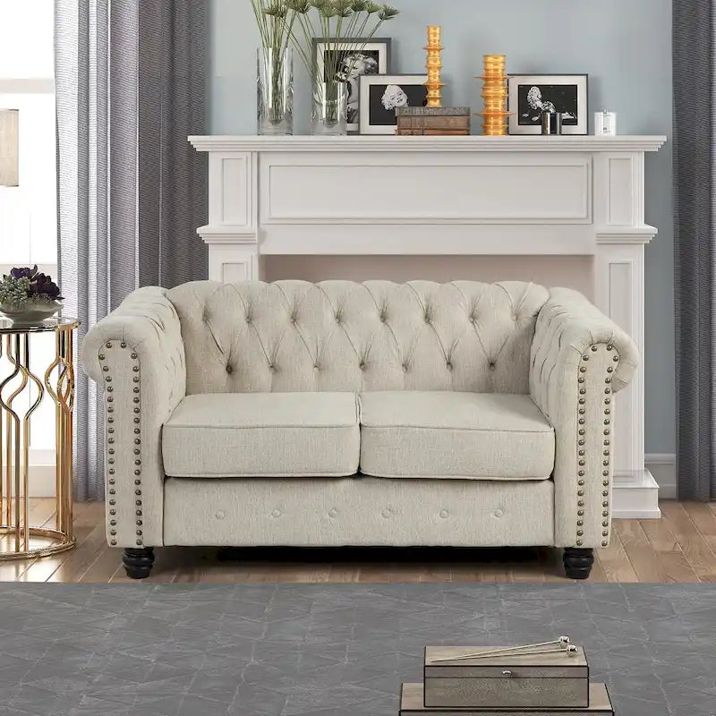 Causeuse Morden Fort Chesterfield en lin avec capitonnage, clous décoratifs et pieds en bois massif pour salon