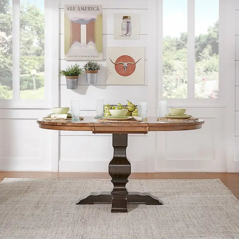 Table à manger ovale bicolore en bois massif Eleanor par iNSPIRE Q Classic