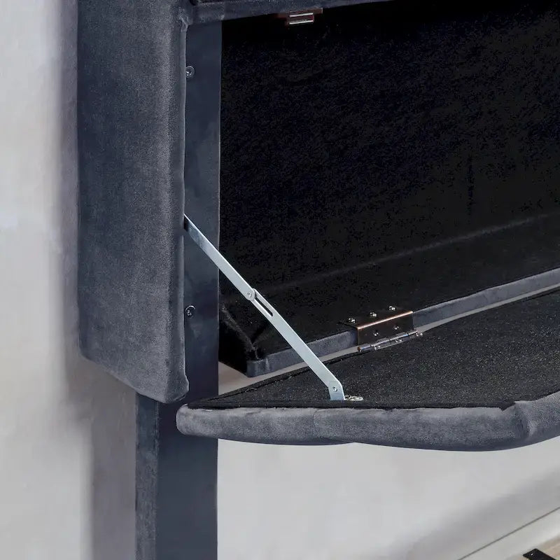 Lit de rangement rembourré Rosdale Grey avec ports USB par Furniture of America