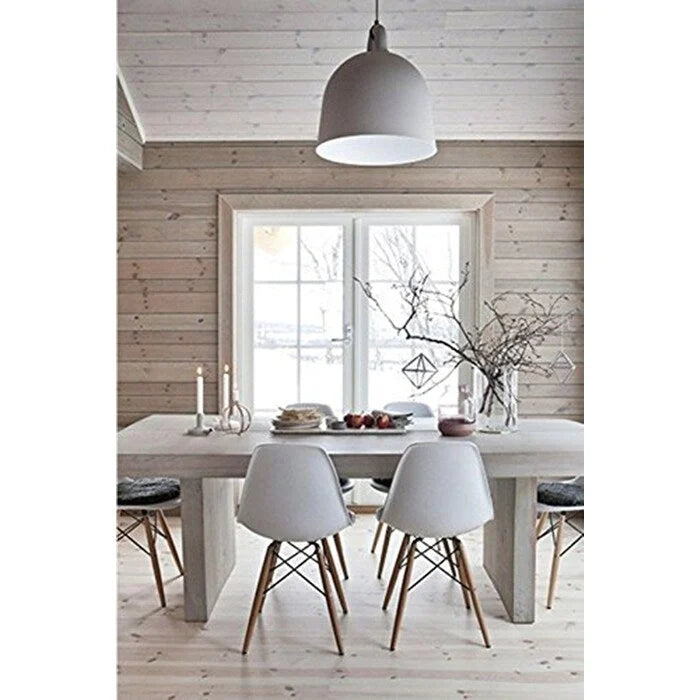 Lot de 2 chaises Eiffel design en plastique Pieds en bois massif Rétro Coque moulée Hôtel Dowel Pour cuisine chambre bureau