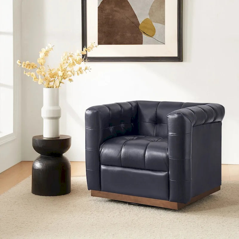 Fauteuil club pivotant touffeté en cuir véritable de milieu de siècle Jeremias avec tablier en bois par HULALA HOME