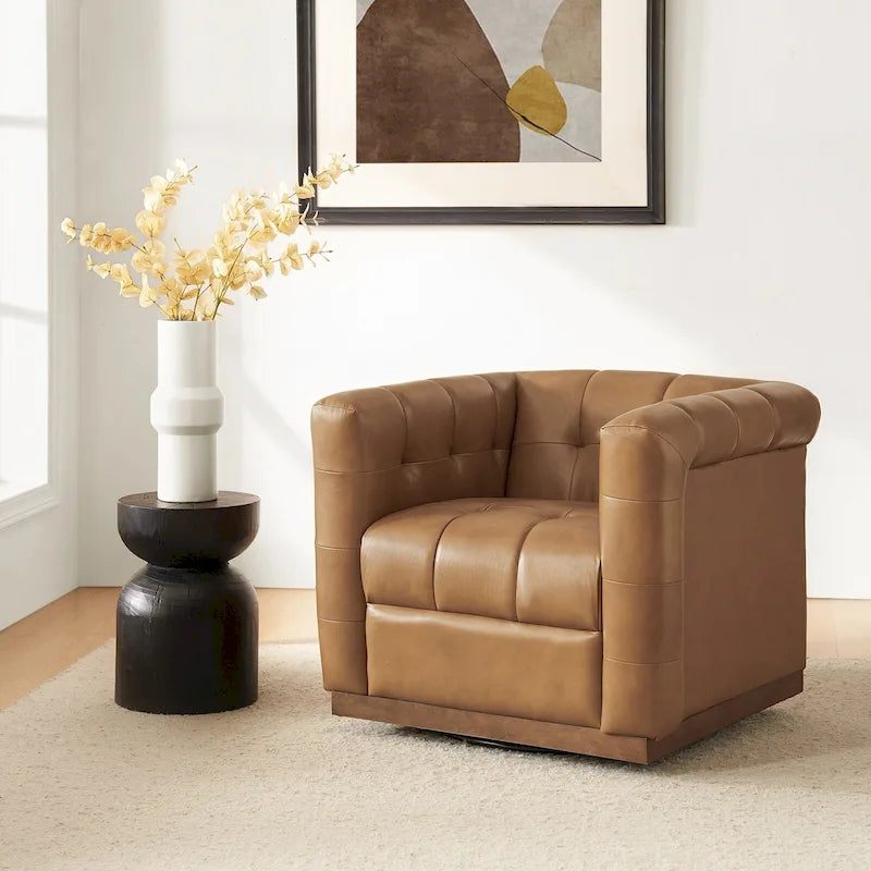 Fauteuil club pivotant touffeté en cuir véritable de milieu de siècle Jeremias avec tablier en bois par HULALA HOME